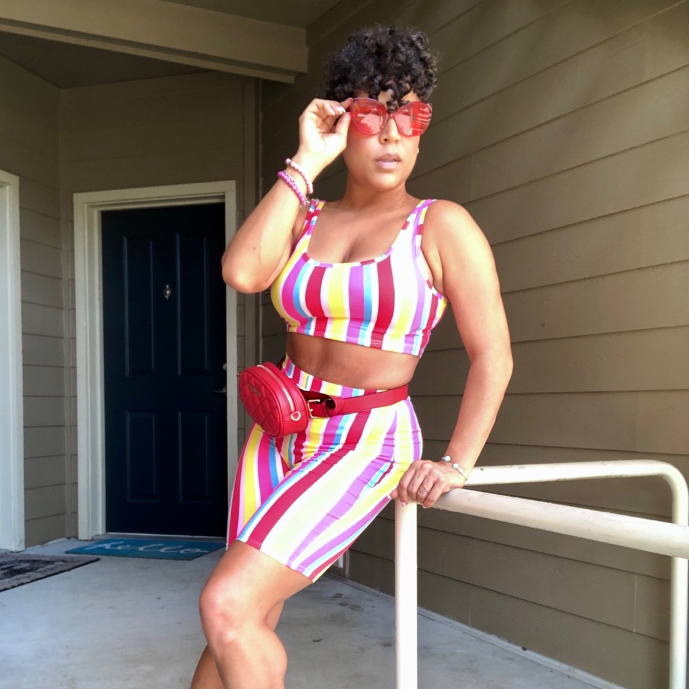 Sleeveless striped top and biker shorts set, NEW! - Picture 3 of 8